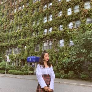 Meet your Posher, Cẩm